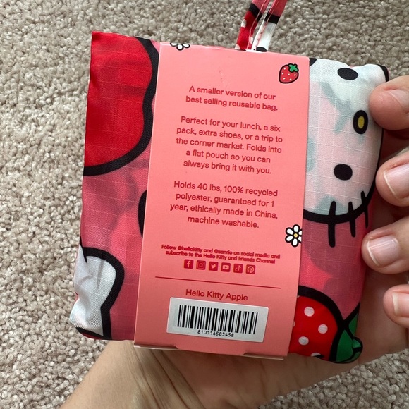 NWT BAGGU baby bag hello kitty apples - Picture 3 of 3